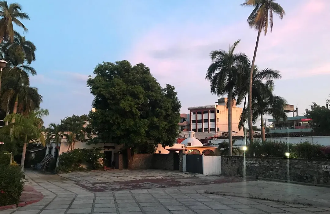 Hotel las hamacas-1